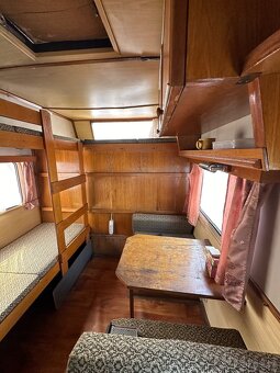 Avia A-31 Camping - 12