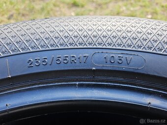 4x Zimní pneu Bridgestone + Kleber - 235/55 R17 XL - 85% - 12