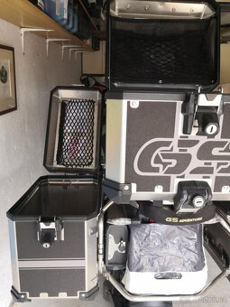 Síťky do moto kufrů - 12