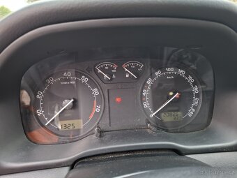 Octavia I 1.6 75kW combi rok 2001 - 12