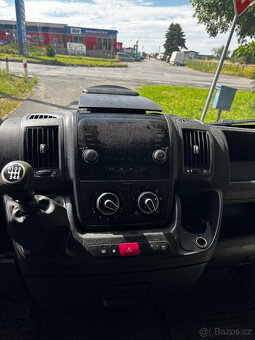 Peugeot Boxer 2.2 HDI 81kW, RV 2014, Klima, Skříň, 1.majitel - 12