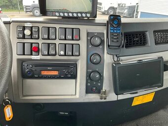 Volvo FE 320 6x2 / Nosič kontejnerů Hiab / Jen 39tkm - 12