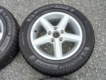 Zimní orig kola VW Golf,  Caddy 195/65/15 Michelin 7mm - 12