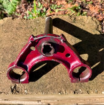 Jawa 250 350 perak - díly - 12