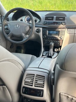 Mercedes W211 - 12
