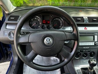 Volkswagen Passat 1.9 TDI - 12