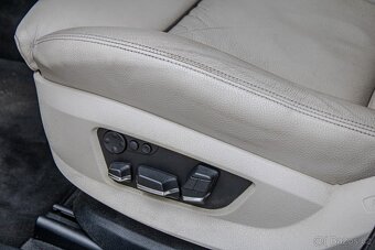 BMW Rad 5 530d 3.0 Gran Tourismo 180kW - 12