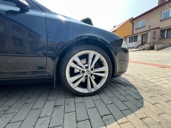Škoda Octavia 2 RS 2.0 tdi 125kW - 12