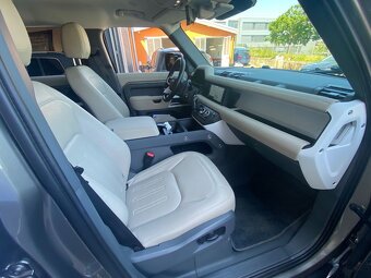 Land Rover Defender 3.0 D200 MHEV SE 110 - 12