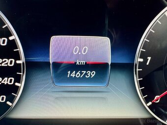 Mercedes E 220 d 4M K LED 2xEl.sed 360° CZ 1.majitel - 12