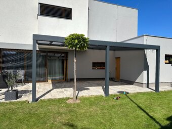 Hliníková pergola, garážové stání, altán - 12