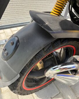 Aprilia SR 50 R, rok 2011 skůtr - 12