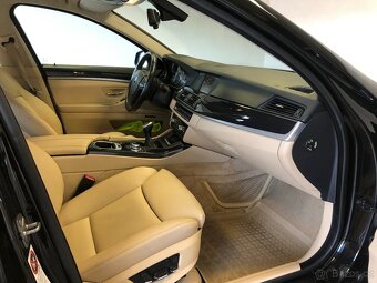 BMW 5 525d Touring - 12