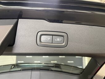 Volvo v60 2.0d 140 kw Automat, 2019,117t.km. - 12