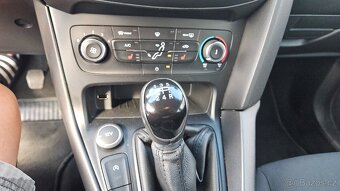 FORD FOCUS 1,0 Eco Boost 100k Trend - 12