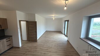 Prodej rodinného domu v obci Kravsko za 8 990 000 Kč. Cena z - 12