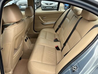 BMW 320D e90 120kW Xenony - 12