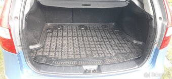 Hyundai i30 cw (combi) 1.4 80 kW, rok výroby 2012 - 12