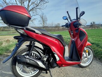 Honda SH 125i ABS - 12