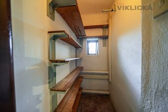 Prodej rodinného domu 3+1, Klínec, okr. Praha-západ - 12