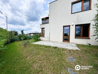 Prodej bytu 2+kk se zahrádkou v obci Lavičky - 12
