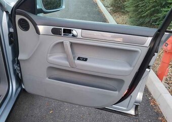 Volkswagen Touareg 3,6 V6 280PS Tiptronic 4x4 SUV - 12