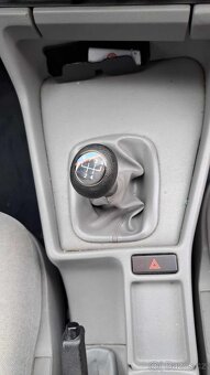 BMW 520i E34, 110kw rok.1991 - 12