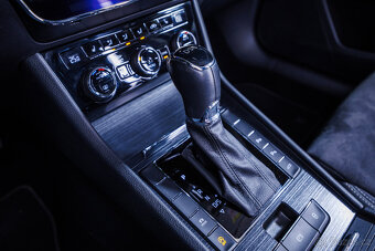 Škoda Superb Combi FL Style, pano, Webasto matrix ťažné, DPH - 12