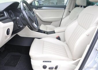 Škoda Superb 2,0TDi DSG STYLE 4x4 ČR 1.MAJ - 12