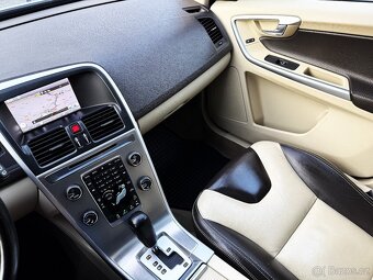 VOLVO XC60 2.4D4 AWD BIXENON,KŮŽE,PANORAMA,KAMERA, - 12
