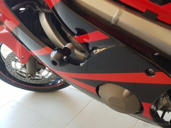 Honda cbr 600f ,r.v.2006 - 12