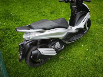 Piaggio Beverly 350 i.e. ABS/ASR Sport Touring (2016) po ser - 12