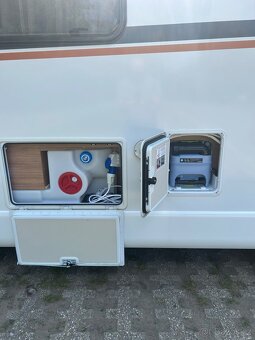 Obytné auto Weinsberg DPH - 12