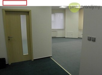 Pronájem kanceláře 161 m² - 12
