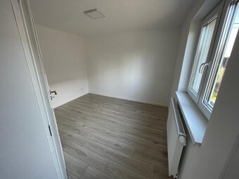 Pronájem rodinného domu 94 m2 - 12