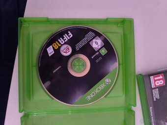 Hry na Xbox one a PlayStation 2 - 12