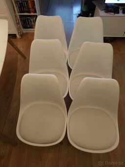 Set rozkládací jídelní stůl s židlemi a konferenčním stolkem - 12