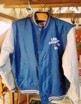 Levi's, bunda velikost M/L - 12