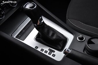 Škoda Octavia Combi 1.6TDi DSG 85KW NAVI 98.000KM - 12