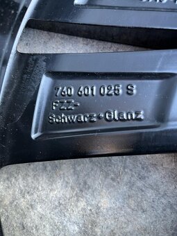 VW Touareg, kola 20" - 12
