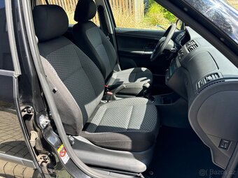 Škoda Fabia II 1.2 TSI / 63kW / 2011 /  KLIMA / DVĚ SADY KOL - 12