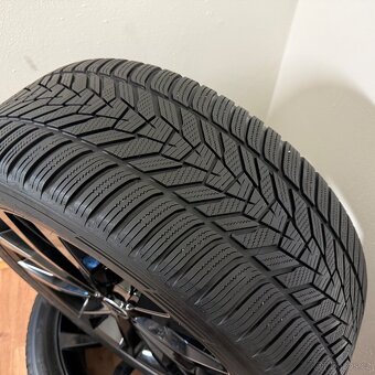 AUDI Q8 / BMW X7 5x112 R21 ET22+ZIMNÍ 285/45R21 6mm - 12