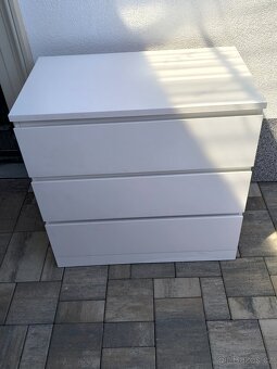 Prodám komodu IKEA MALM - 12