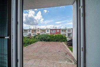 RD 4+1, ul. Pivovarská, Jarošov, UH, pozemek 221m2 - 12