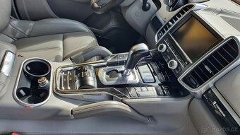 PORSCHE CAYENNE S 4.2TDi V8 382PS MODEL 2014 PĚKNÉ - 12