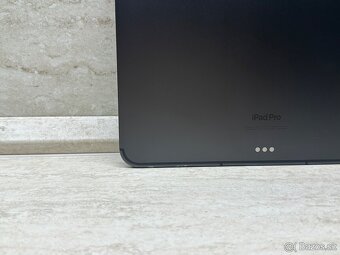 iPad Pro 13 256GB Wi-Fi + Cellular Space Black, 100% batéria - 12