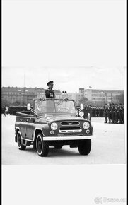 Predám UAZ 469 - 12