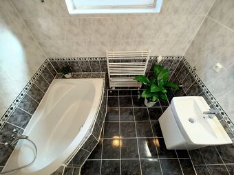 Prodej bytu 1+kk 33m² + 48m² terasa/zahrádka, Praha-Trója - 12
