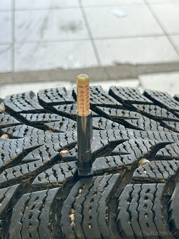 Subaru Outback zimní sada kol NOKIAN 225/65/R17 - 12