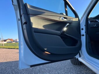 Peugeot 508 SW GT 2.2HDi Facelift - 12